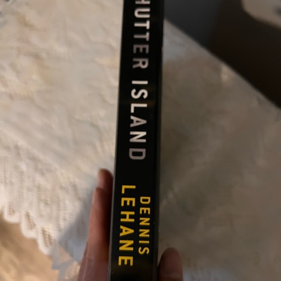 Shutter Island paperback by Dennis Lehane - Picture 4 of 4